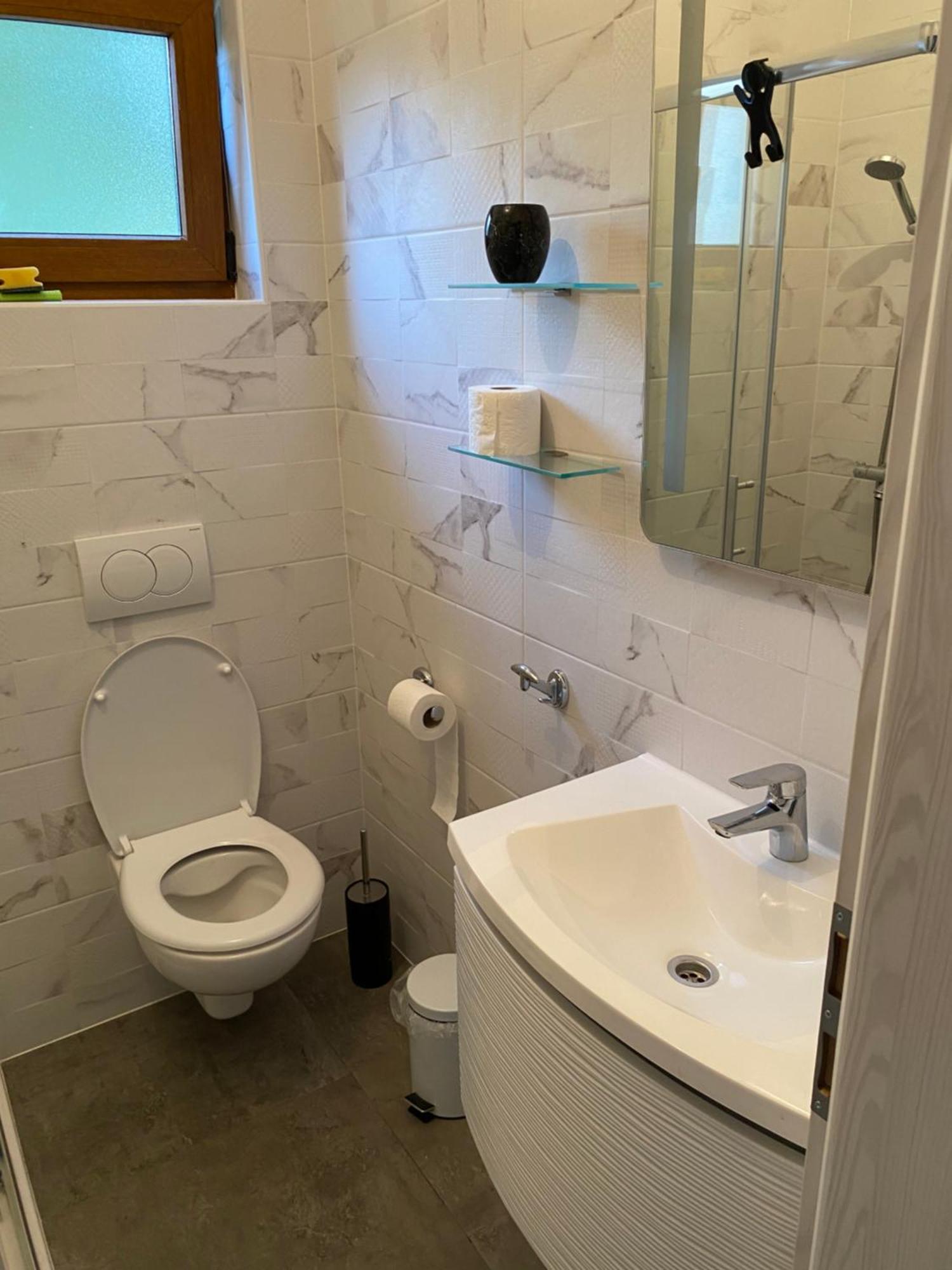 Apartman Lidija Linardici ภายนอก รูปภาพ